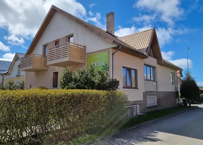 Livingpalanga- Meta12